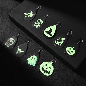 ⭐️Glow in the dark Halloween Earrings - Set of 3